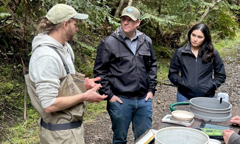 Chris Rogers learns salmon, you should too! Get ready for the rush for 2 day salmon season that starts June 7!